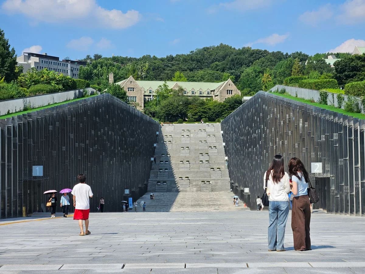 Ewha Campus Complex (ECC)
